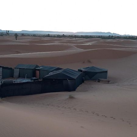 Merzouga Camp And Hostel Exterior foto