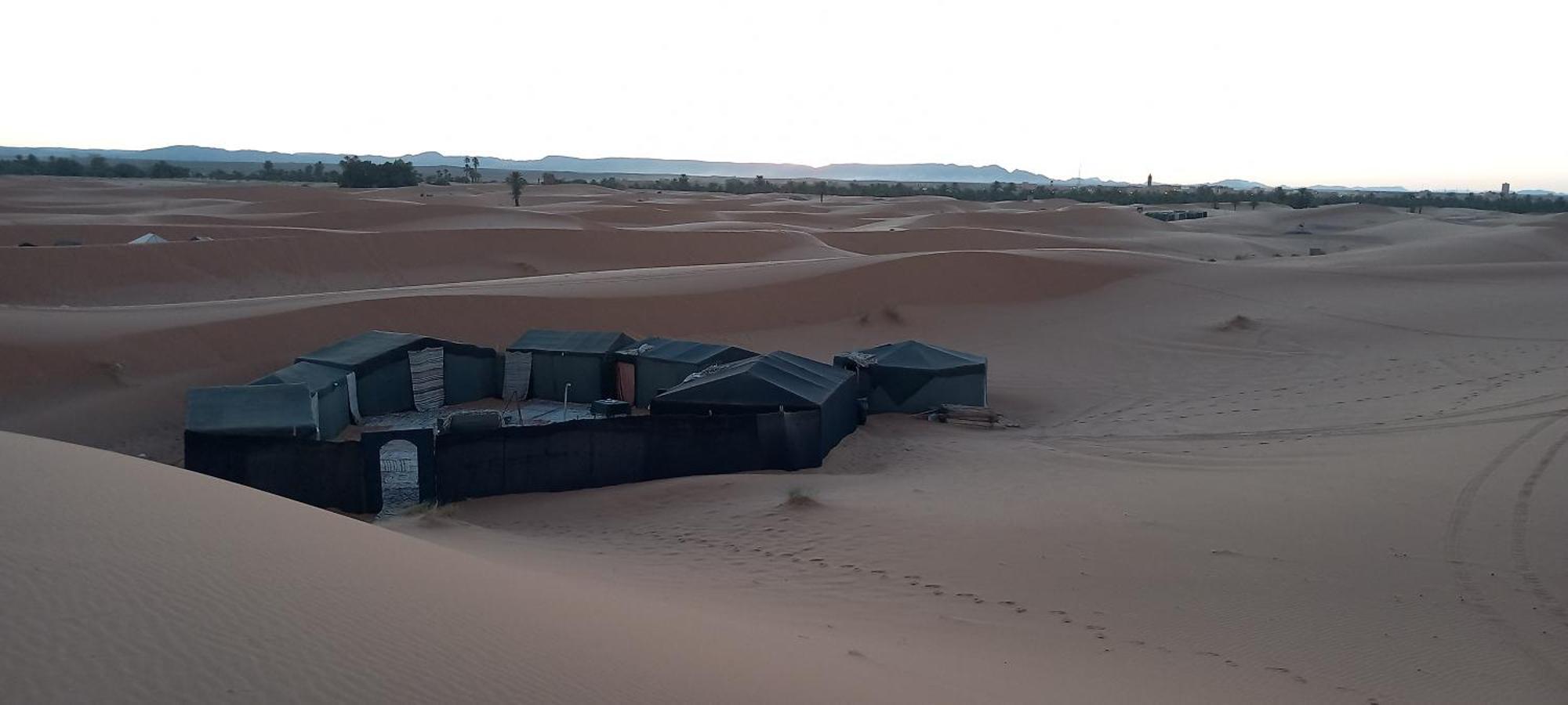 Merzouga Camp And Hostel Exterior foto