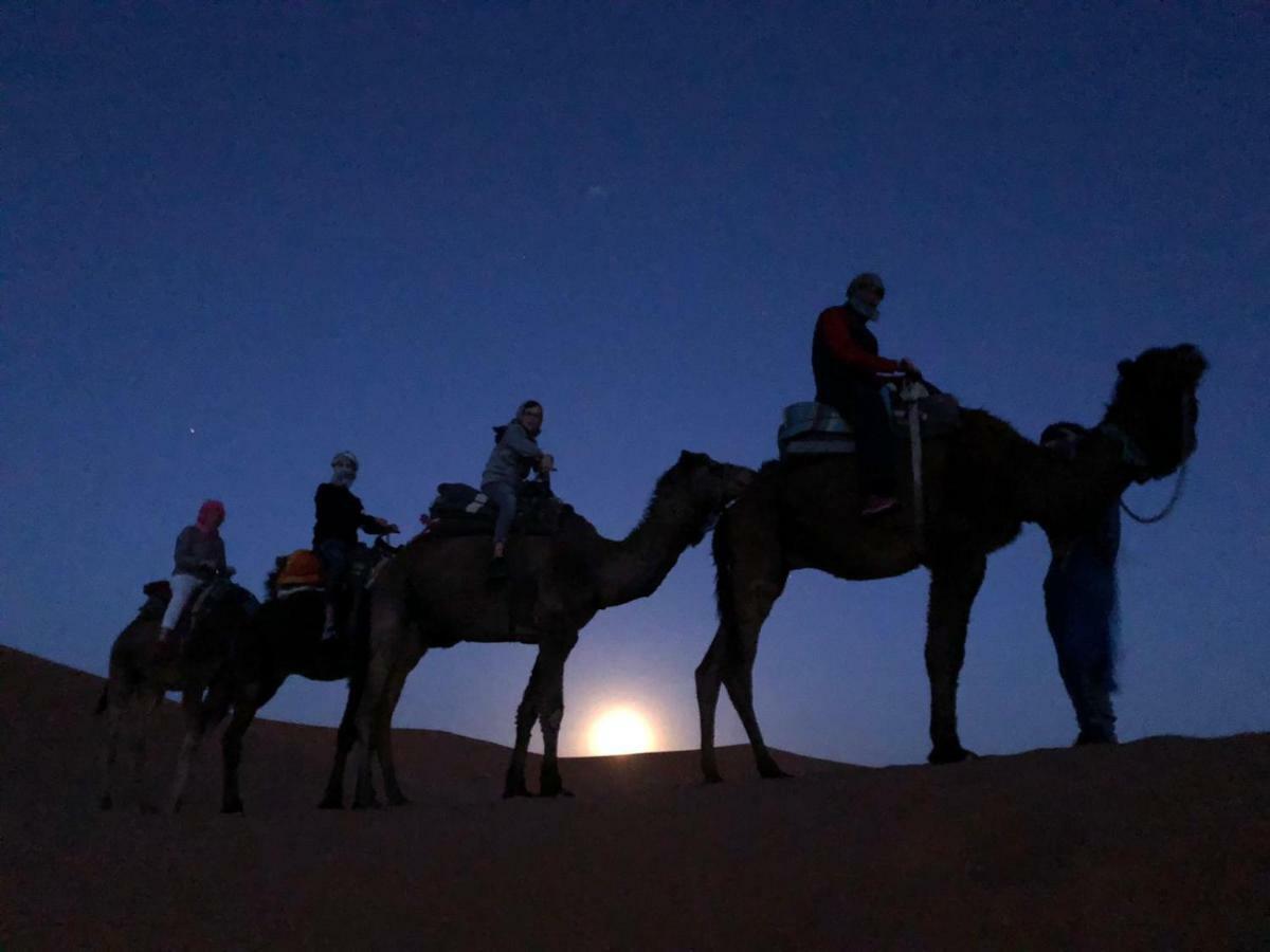 Merzouga Camp And Hostel Exterior foto